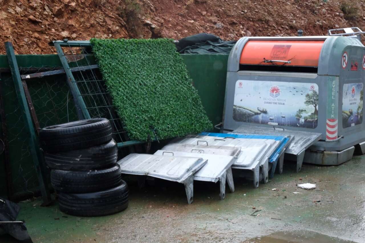 Bodrum Belediyesi’nden Örnek Geri Dönüşüm Hamlesi: Atıklar Yeniden Hayata Dönüyor 2